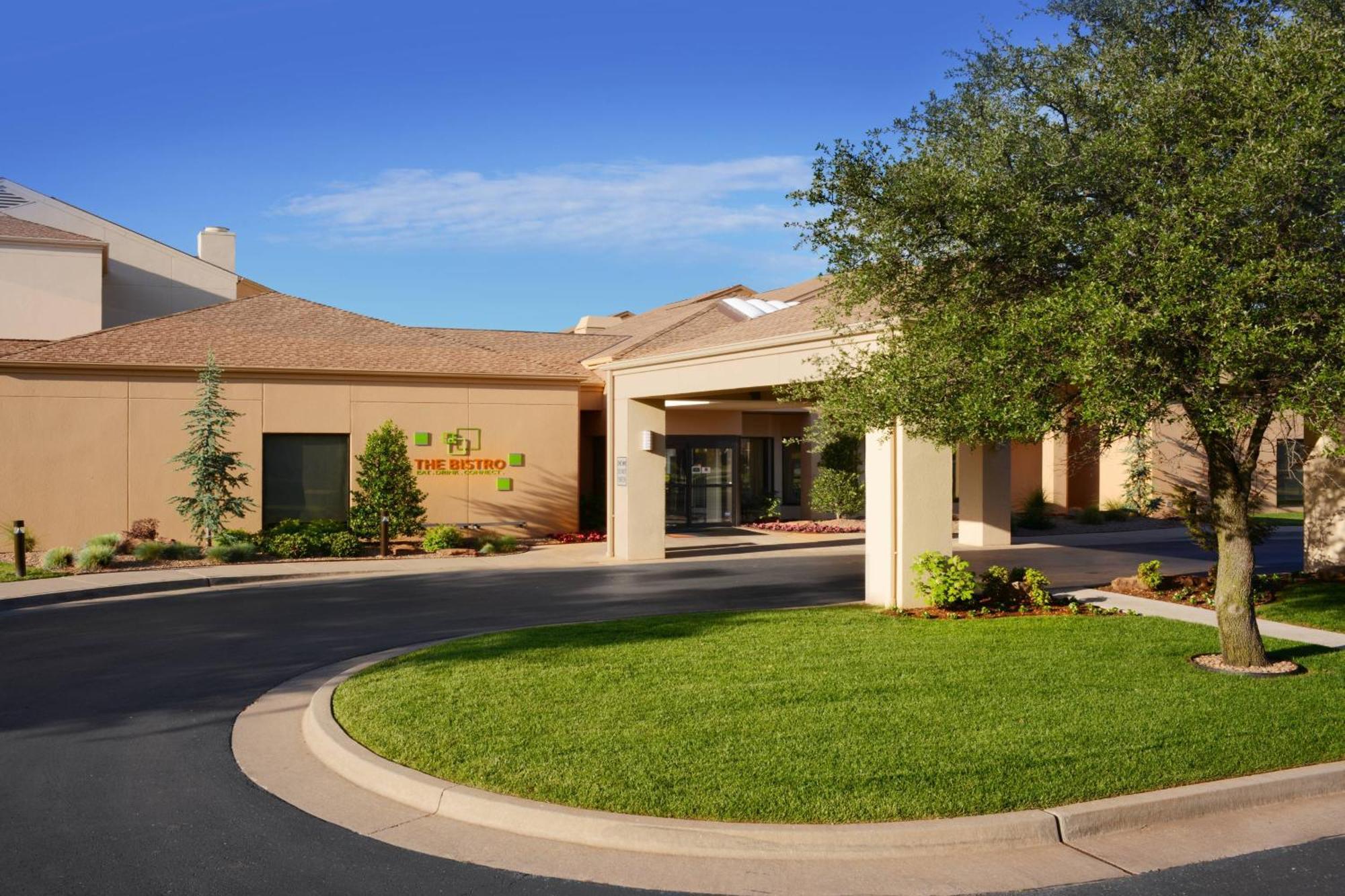 Courtyard By Marriott Oklahoma City Airport Exteriör bild