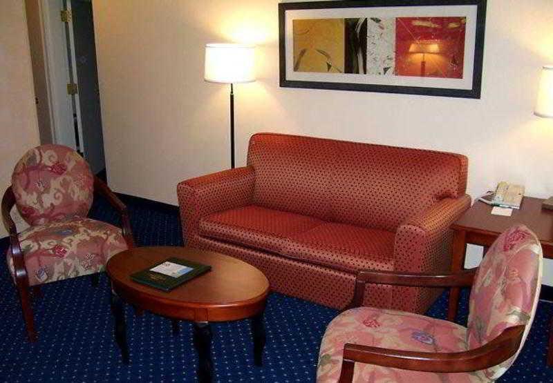 Courtyard By Marriott Oklahoma City Airport Exteriör bild